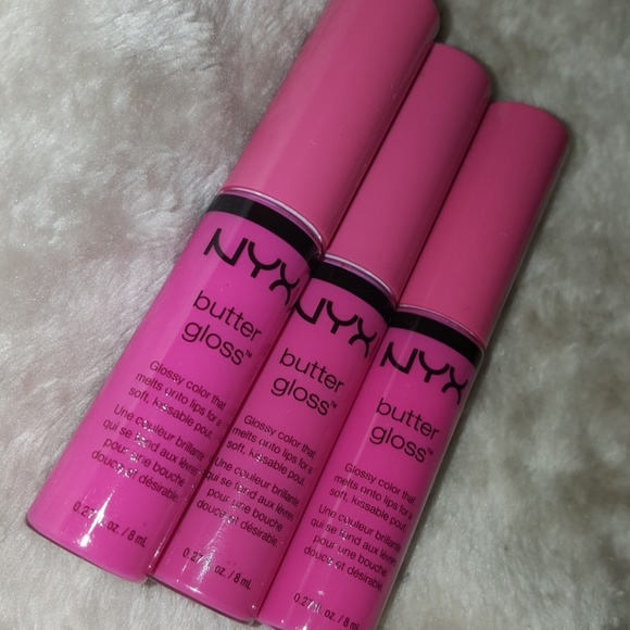 NYX Butter Lip Gloss -Strawberry Parfait - Picture 3 of 5